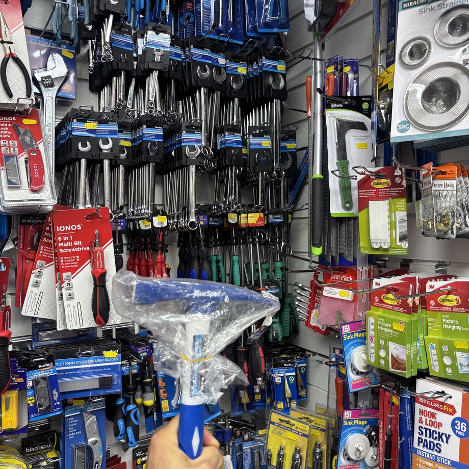 Hand tools, screwdrivers and BlueSpot hardware